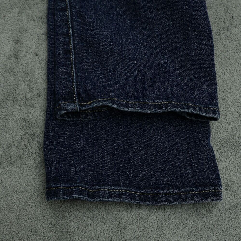 Levi's 314 Jeans Women's Size 30 Mid-Rise Shaping Straight Denim 29.5" Inseam - Picture 15 of 16
